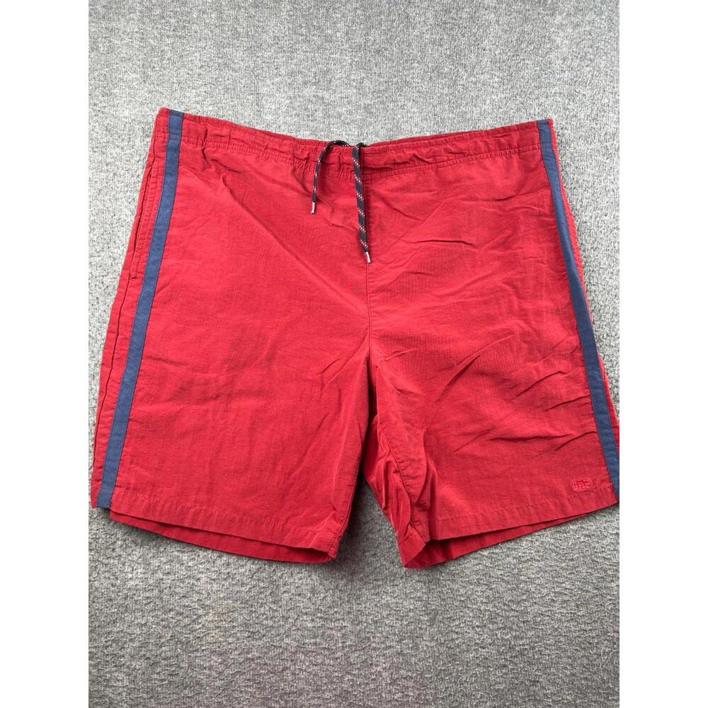 GAP Men's Red Board Shorts with Navy Side Stripes Size Medium (32-34)